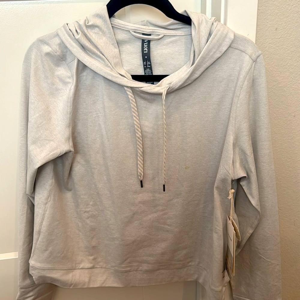 Vuori Hoodie- Brand New